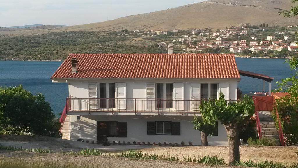 Apartments Sparada Mladen Grebastica Exterior photo
