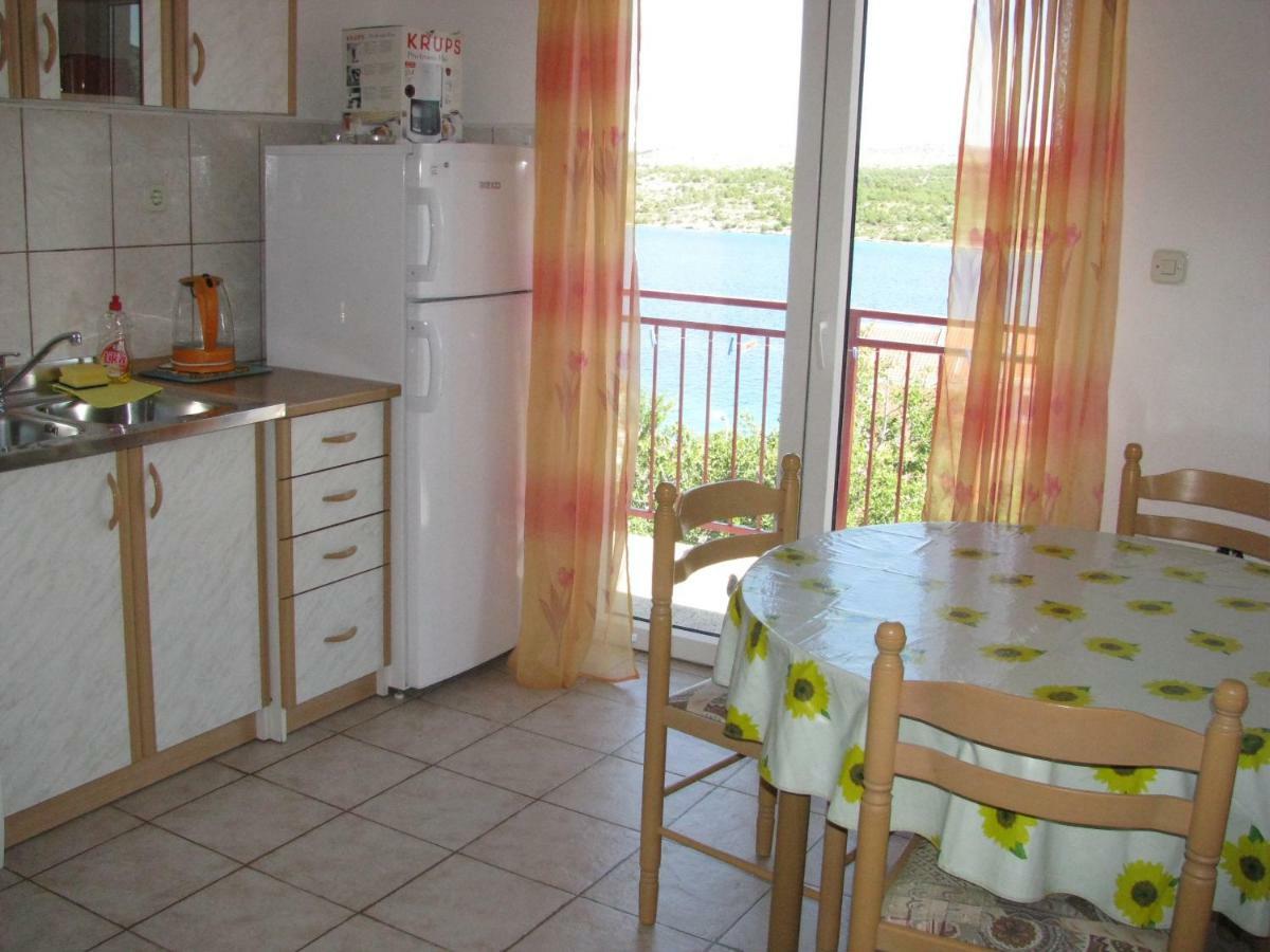 Apartments Sparada Mladen Grebastica Exterior photo