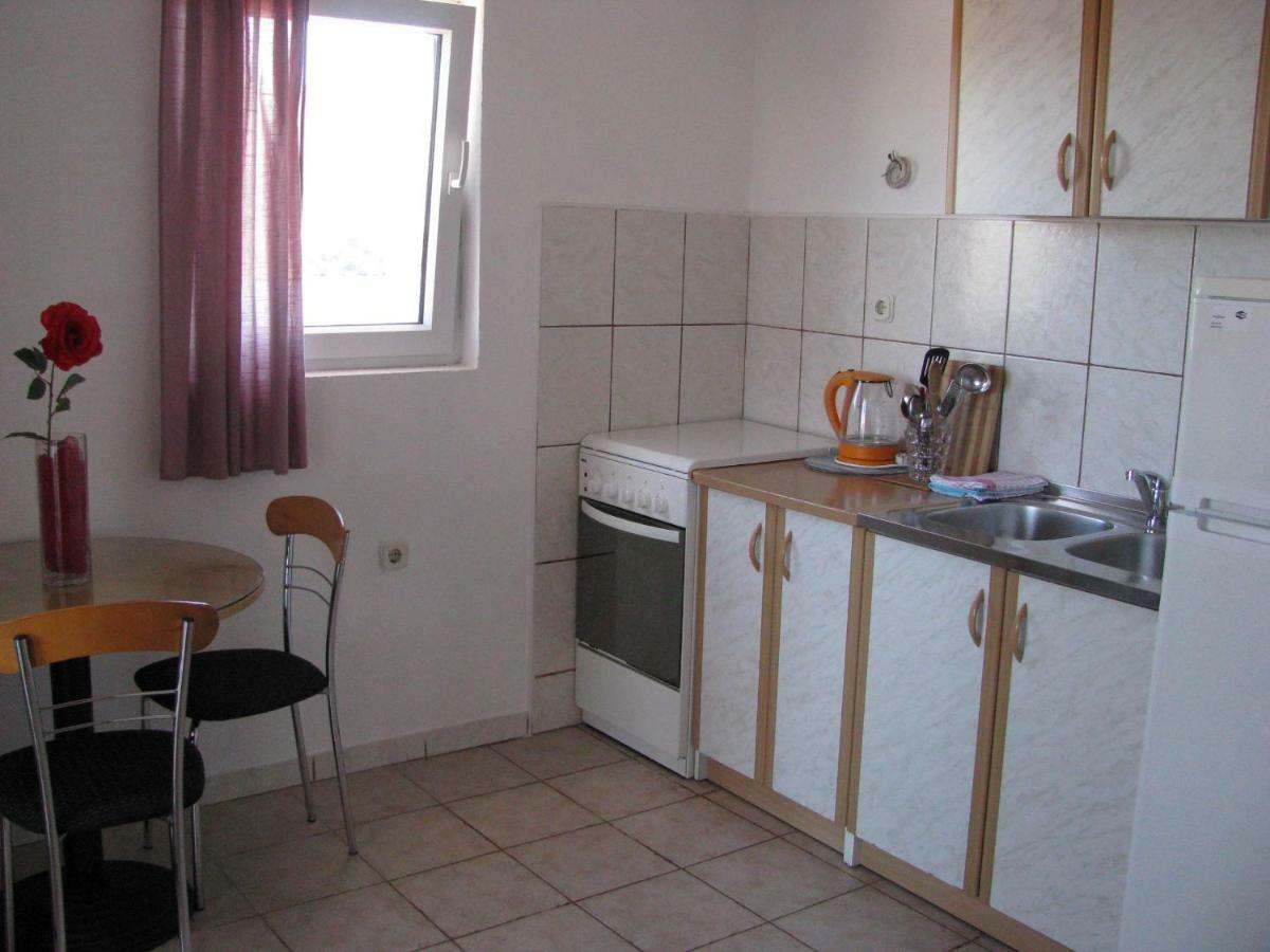 Apartments Sparada Mladen Grebastica Exterior photo