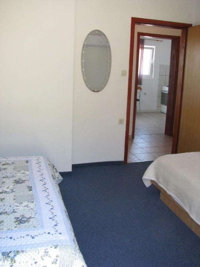 Apartments Sparada Mladen Grebastica Exterior photo