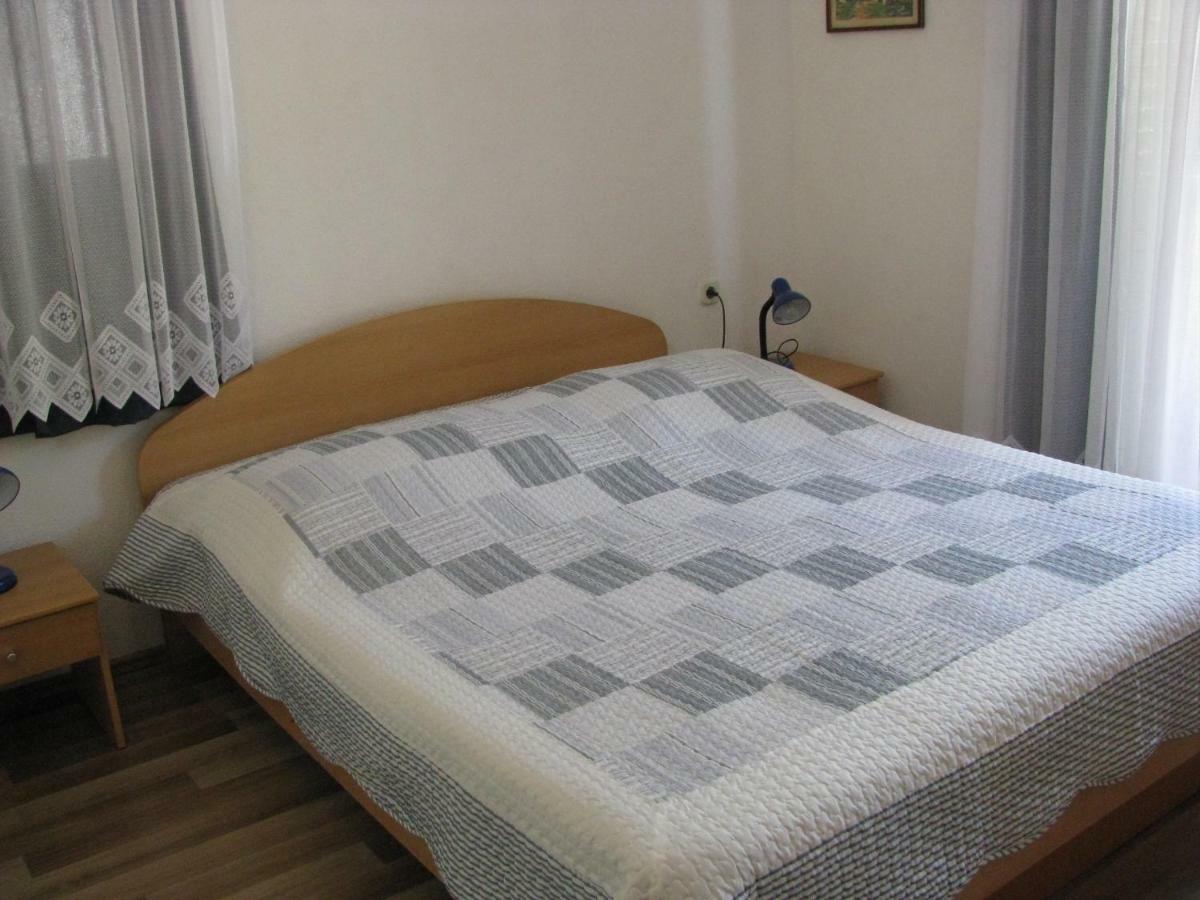 Apartments Sparada Mladen Grebastica Exterior photo