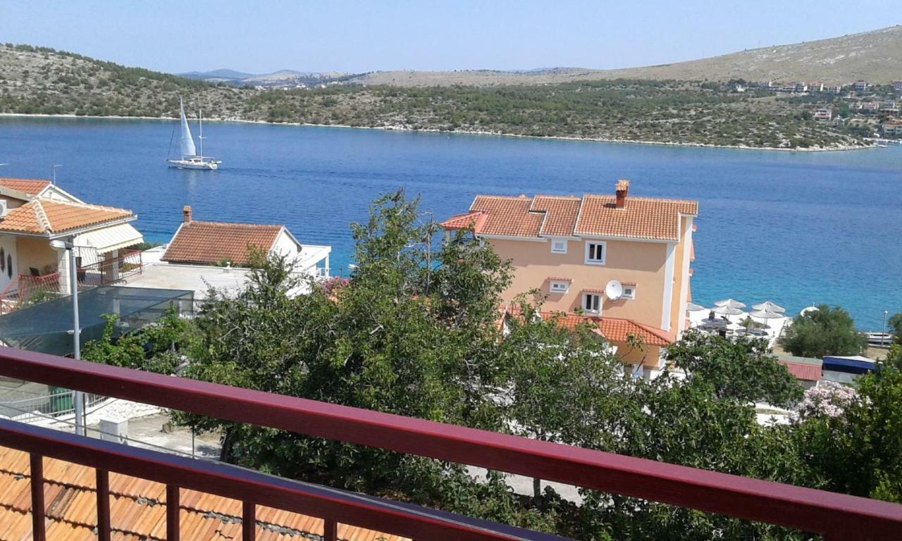 Apartments Sparada Mladen Grebastica Exterior photo